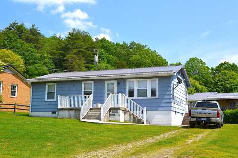 142 Mountain Crest Dr, White Sulphur Springs, WV 24986
