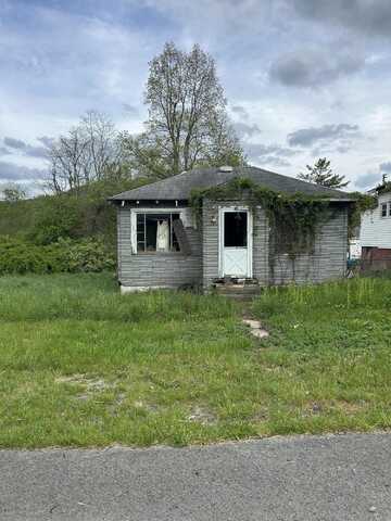 150 George St, Quinwood, WV 25981