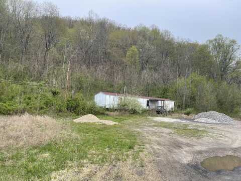 16 Logan Rd, Page, WV 25152