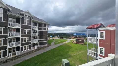 304 Mountain Lodge, Snowshoe, WV 26209