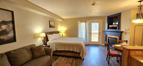 315 Seneca, Snowshoe, WV 26209