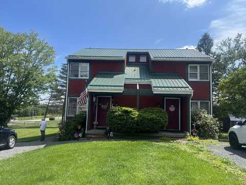 147 Carriage Hill Dr, Lewisburg, WV 24901