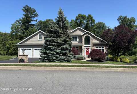 61 Rhedwood Avenue, Sugarloaf, PA 18249
