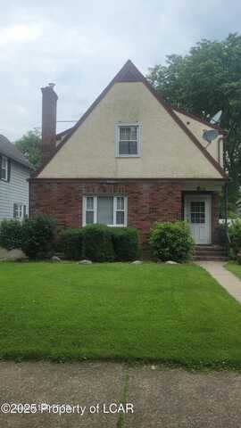 646 Warren Street, Kingston, PA 18704