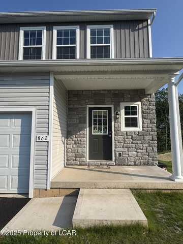862 Champions Drive, Drums, PA 18222