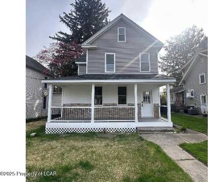 116 Lee Avenue, Stroudsburg, PA 18360