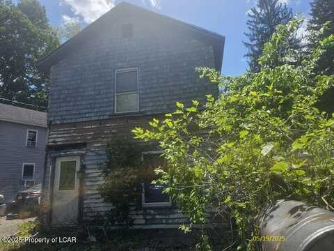 24 Race Street, Mehoopany, PA 18629