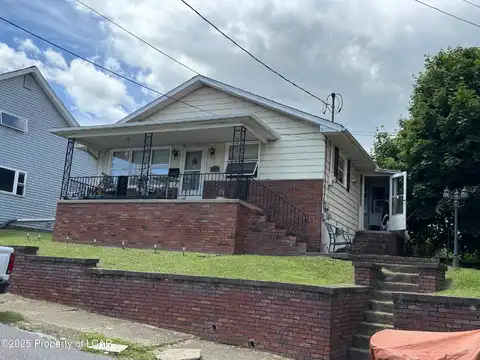 39 Tompkins Street, Pittston, PA 18640
