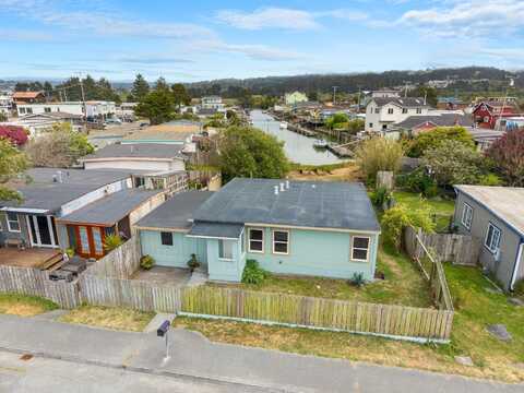 1651 Buhne Drive, King Salmon South, CA 95503