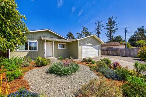 2157 Mckinleyville Avenue, McKinleyville, CA 95519