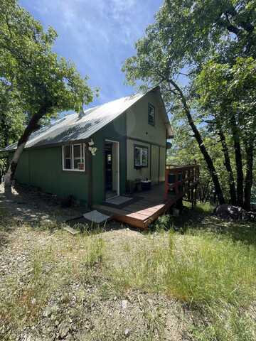 000 Burr Valley Rd Road, Bridgeville, CA 95526