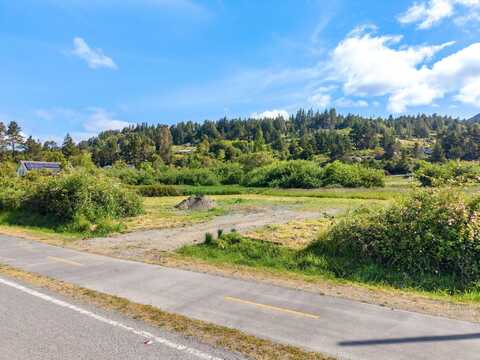 405+ S Railroad Avenue, Blue Lake, CA 95525