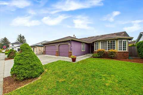 2010 Heartwood Drive, McKinleyville, CA 95519