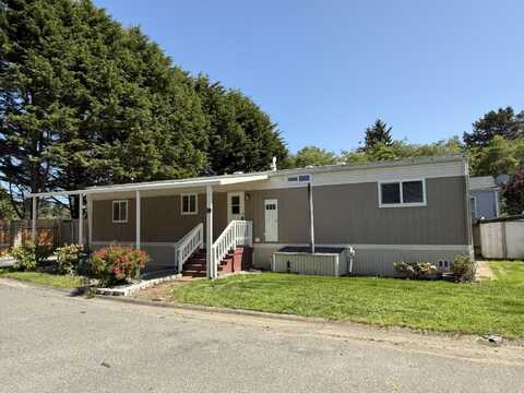 2580 Central Avenue, McKinleyville, CA 95519