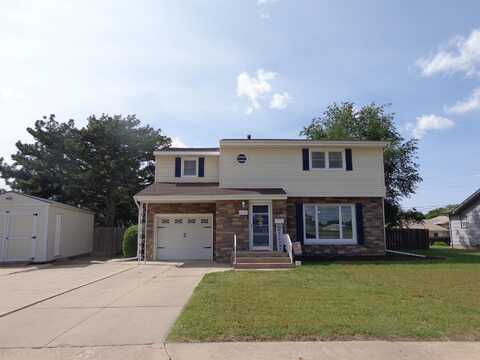 2923 Ash, Hays, KS 67601