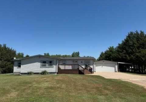 18 NE 20 Rd, Great Bend, KS 67530