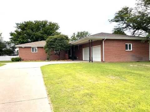 229 N High St., Ness City, KS 67560