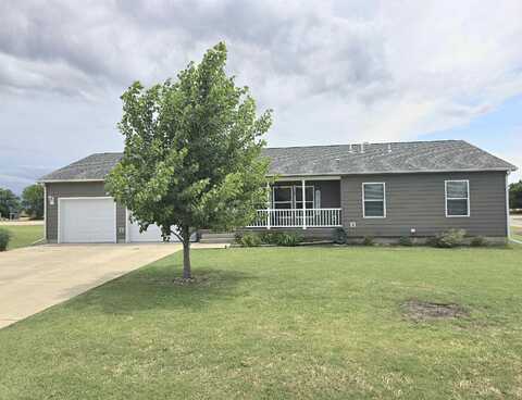 907 North Fork, Victoria, KS 67671
