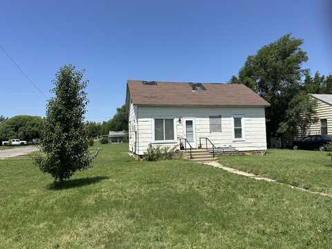 2001 Hubbard St Hubbard, Great Bend, KS 67530