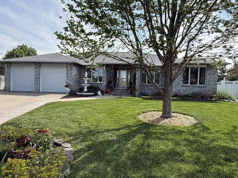 2609 Tanglewood St, Great Bend, KS 67530