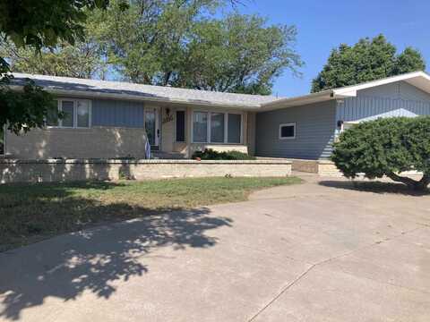 3105 Hall, Hays, KS 67601