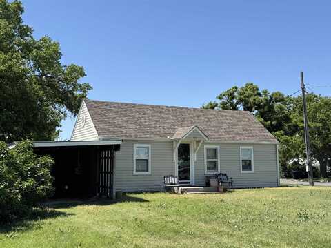 403 E 14th, La Crosse, KS 67548