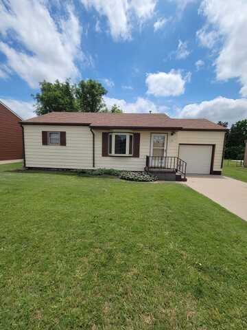 134 3rd St, Gorham, KS 67640