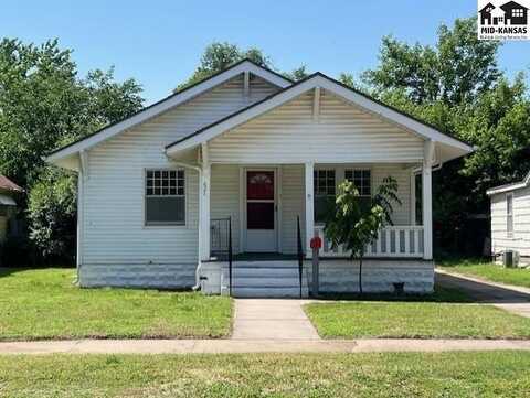 621 W 7th Ave, Hutchinson, KS 67501