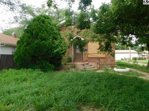 616 W 6th Ave, Hutchinson, KS 67501