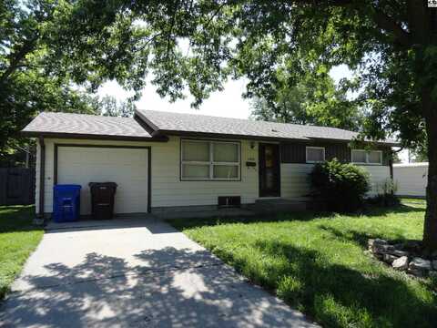 1314 N Myers St, McPherson, KS 67460
