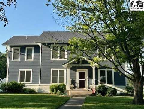 29 W 20th Ave, Hutchinson, KS 67502