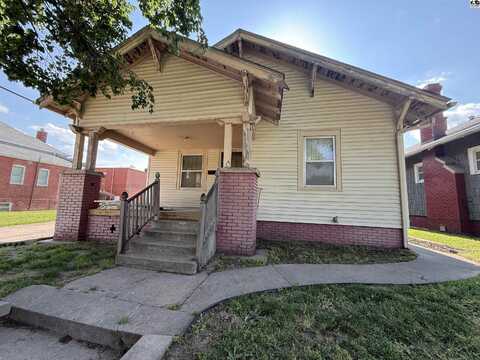 1015 N Jefferson St, Hutchinson, KS 67501