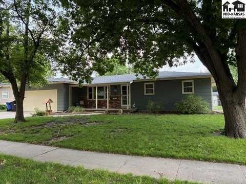 507 Sonora Dr, McPherson, KS 67460