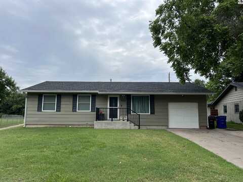 920 Sycamore Pl, McPherson, KS 67460