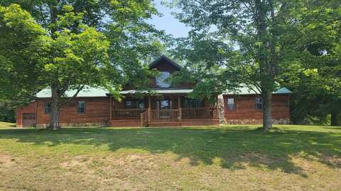 586 Linville Drive, Hamlin, WV 25523