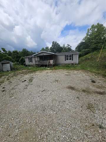 567 Sandy Ridge Road, Glenwood, WV 25520