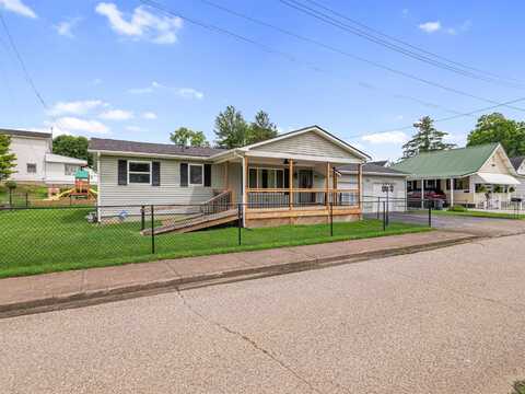 641 Newton Avenue, Barboursville, WV 25504