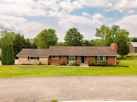 227 Maplewood Estates, Scott Depot, WV 25560