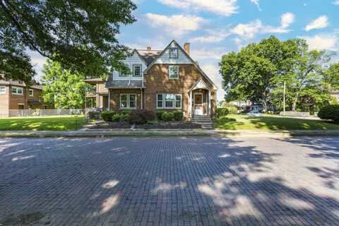 801 Jefferson Ave, Huntington, WV 25704