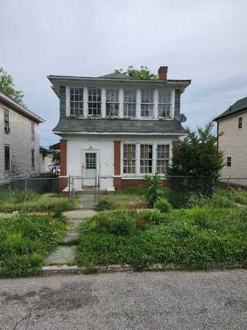 1928 12th Avenue, Huntington, WV 25701