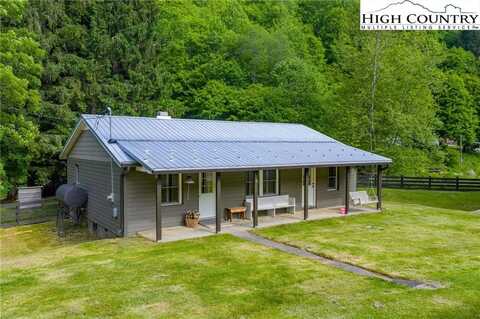 1369 Anderson Hill Road, Lansing, NC 28643