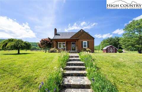 3703 N US Highway 221, Crumpler, NC 28617