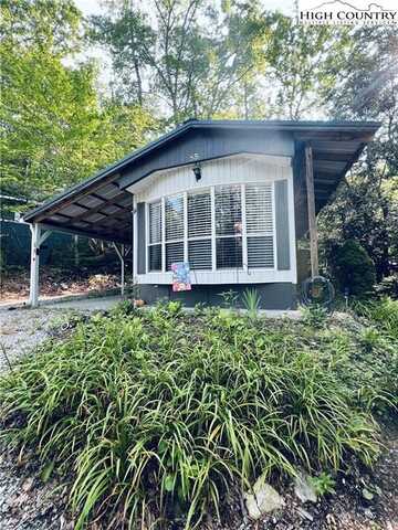 85 Jack Pine Loop, Newland, NC 28657