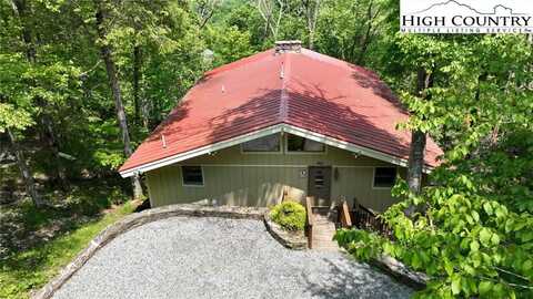 216 Lake Rd + 2 lots, Beech Mountain, NC 28604