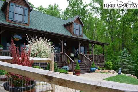 394 Hummingbird Lane, Elk Park, NC 28622