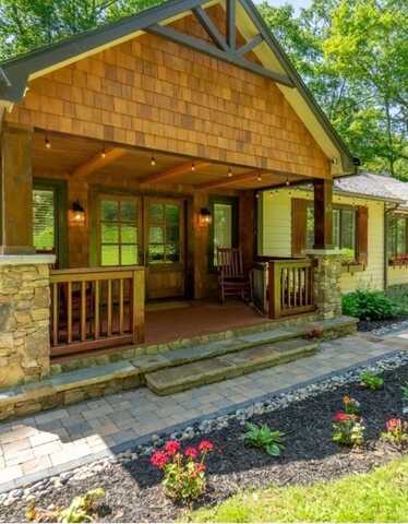 65 Nantahala Lane, Highlands, NC 28741
