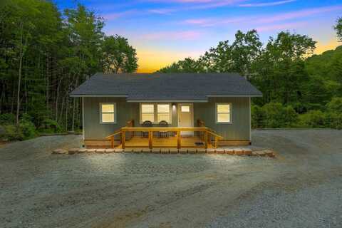 185 Little Elbow Mountain Road, Lake Toxaway, NC 28747