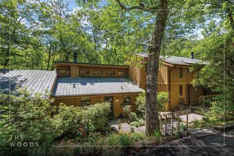 38 Lonely Mountain Drive, Sapphire, NC 28774