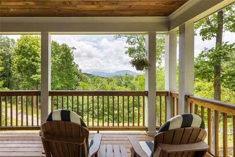 50 Bluestar Way, Glenville, NC 28736