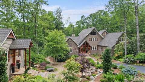 891 Crescent Trail, Highlands, NC 28741